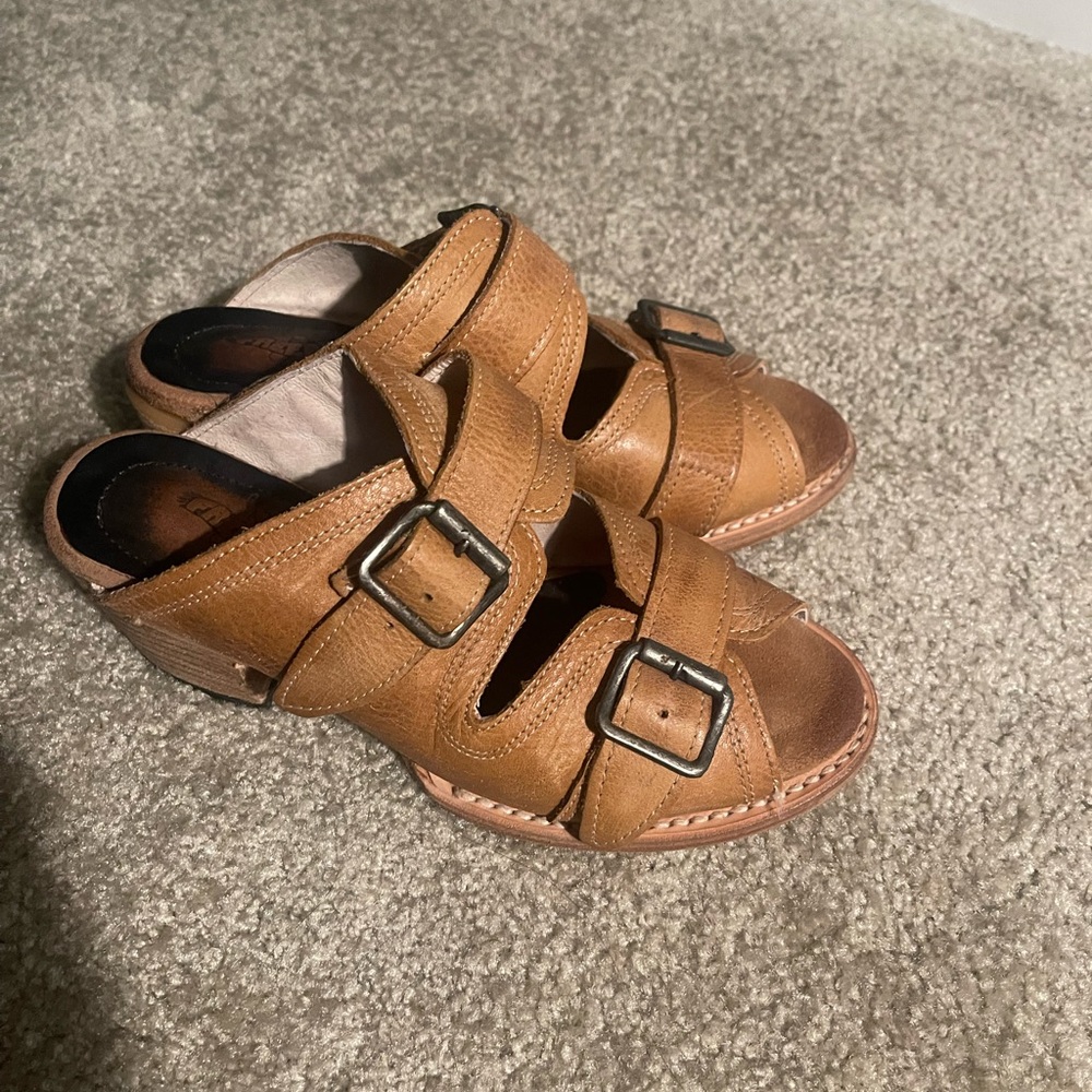 Freebird Brown Leather Buckle Sandals